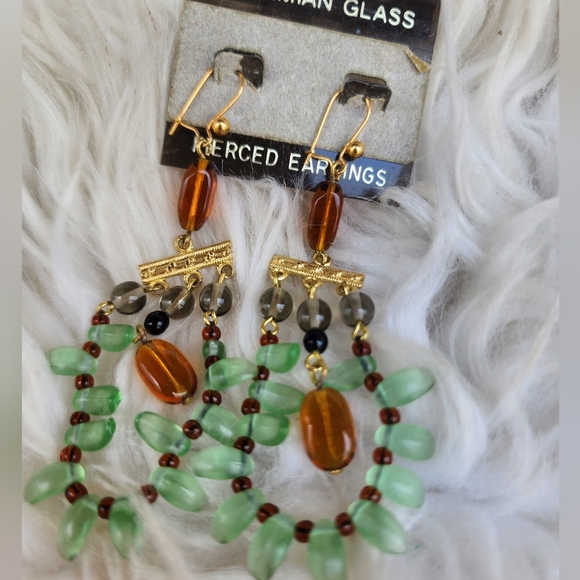 Vintage Jewelry - Bohemian Glass natural tones‎ chandelier type earrings